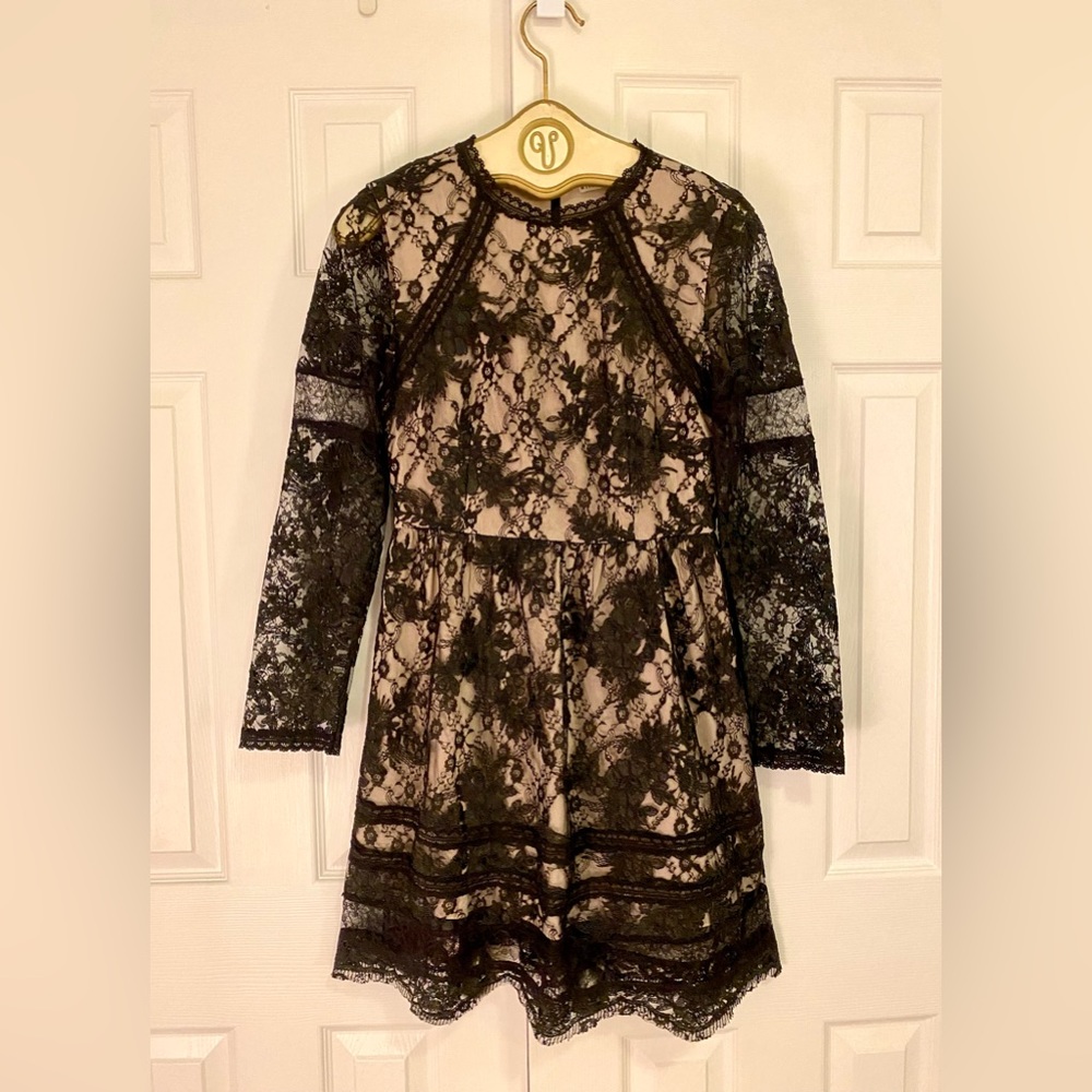 Alice + Olivia Long Sleeve Lace Black Dress - Size 6